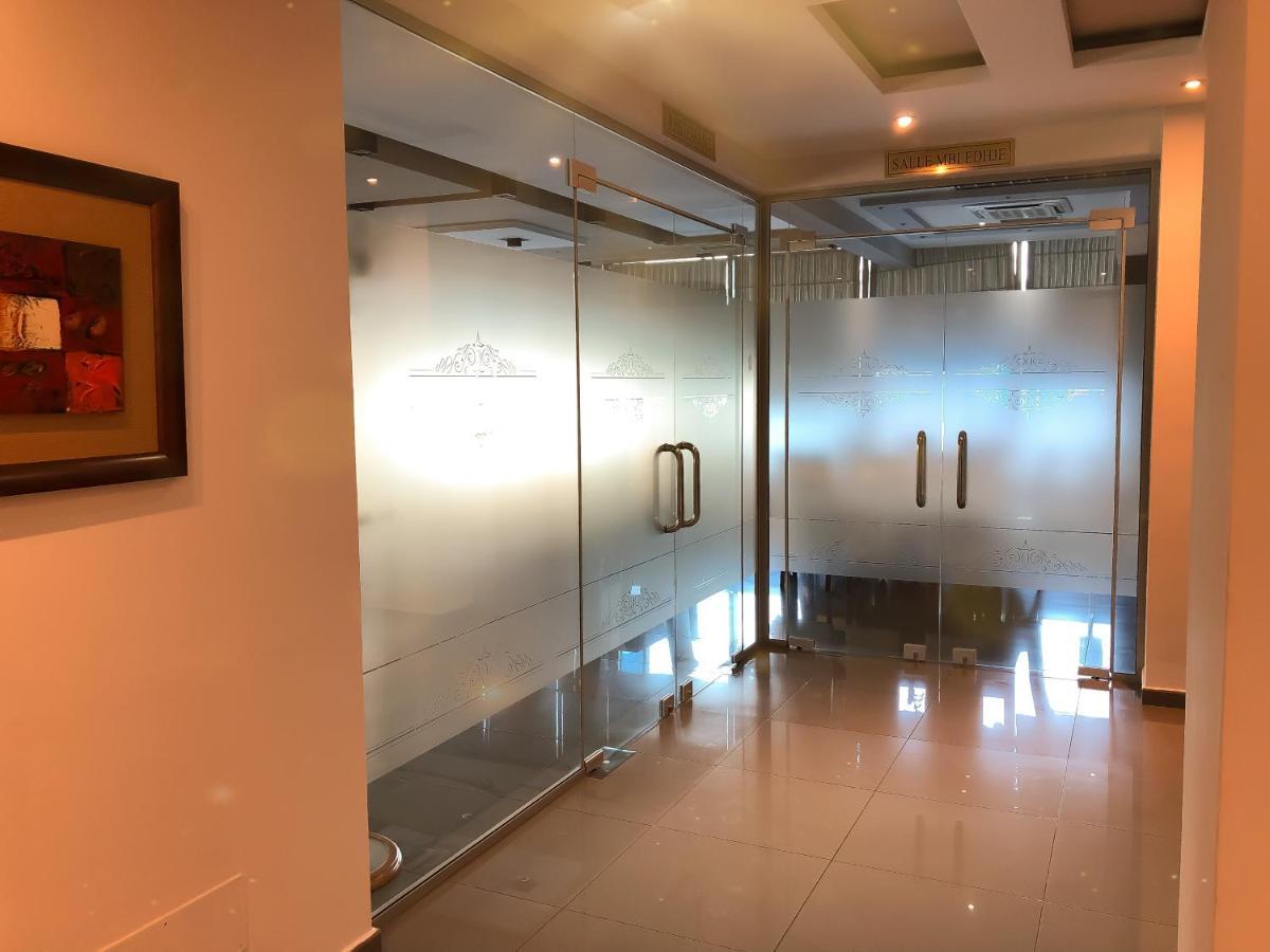 Hotel Arifi Шкодер Екстер'єр фото