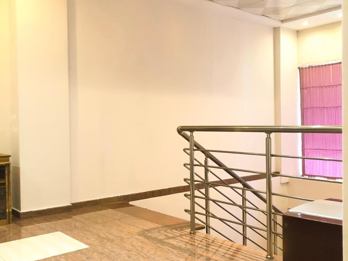 Hotel Arifi Шкодер Екстер'єр фото